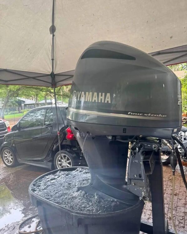 High-performance Yamaha 250HP V6 motor for offshore boating